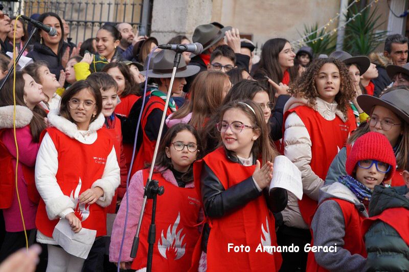 241208_Omaggio_Floreale_a_Maria_107.JPG