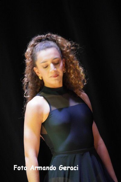 241216_Musica_Danza_sotto_Albero__006.jpg