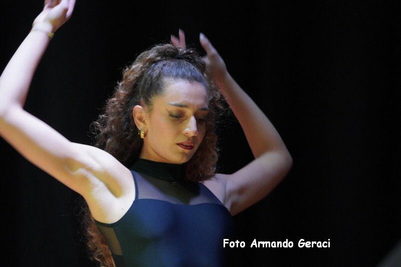 241216_Musica_Danza_sotto_Albero__008.jpg
