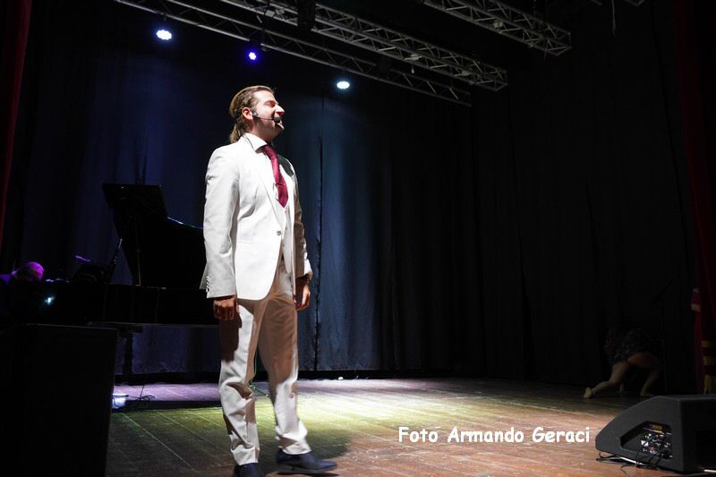 241216_Musica_Danza_sotto_Albero__078.jpg