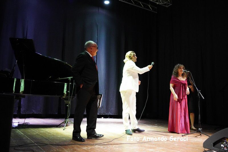 241216_Musica_Danza_sotto_Albero__101.jpg