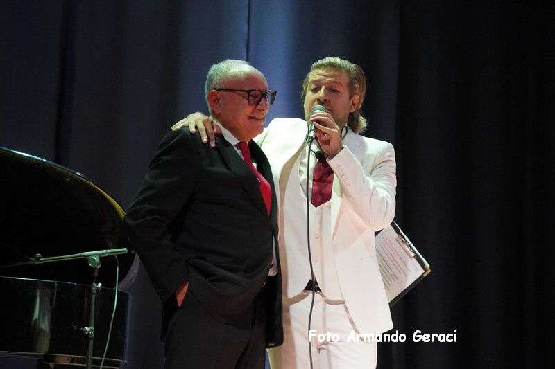 241216_Musica_Danza_sotto_Albero__102.jpg