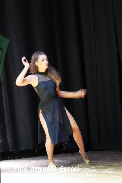 241216_Musica_Danza_sotto_Albero__109.jpg