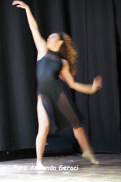 241216_Musica_Danza_sotto_Albero__114.jpg