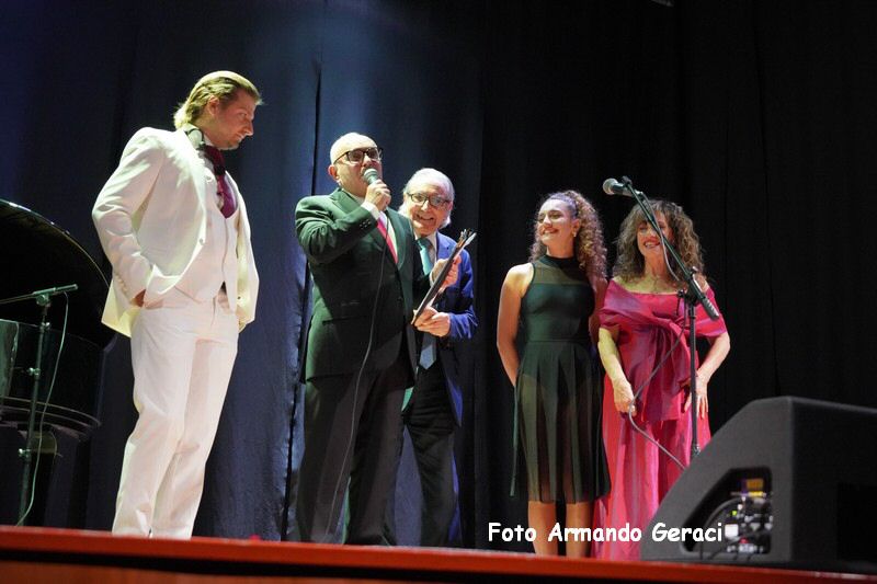 241216_Musica_Danza_sotto_Albero__126.jpg