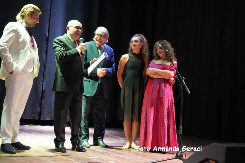 241216_Musica_Danza_sotto_Albero__128.jpg