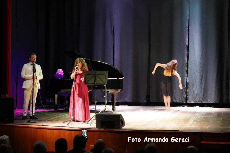 241216_Musica_Danza_sotto_Albero__138.jpg