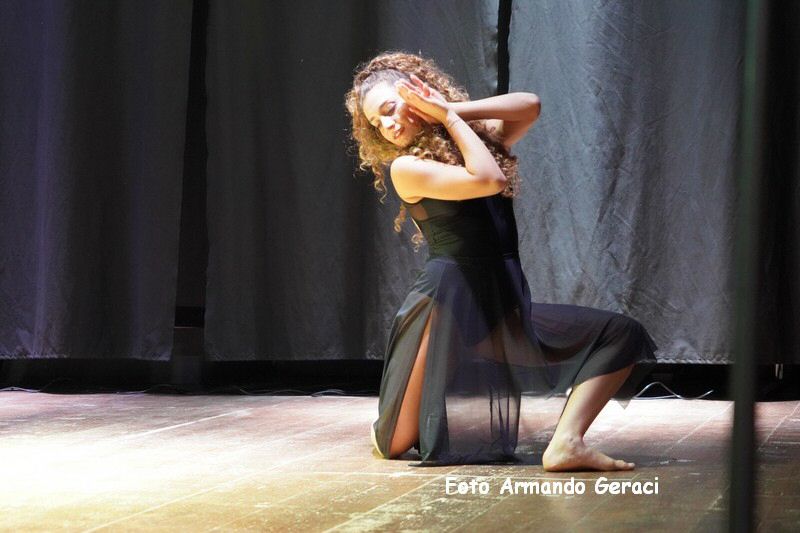 241216_Musica_Danza_sotto_Albero__150.jpg