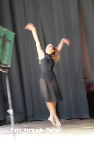 241216_Musica_Danza_sotto_Albero__152.jpg