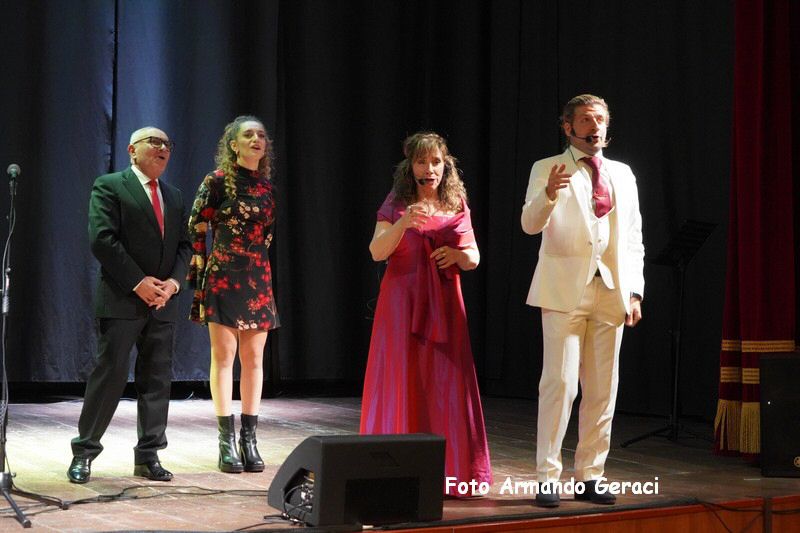 241216_Musica_Danza_sotto_Albero__175.jpg