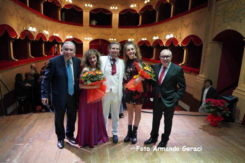 241216_Musica_Danza_sotto_Albero__213.jpg